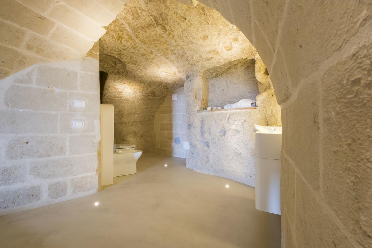 Aquatio Cave Luxury Hotel & Spa Matera Exterior photo The interior of the church