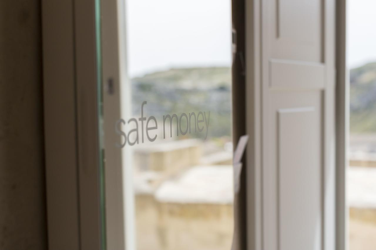 Aquatio Cave Luxury Hotel & Spa Matera Exterior photo Safe Money