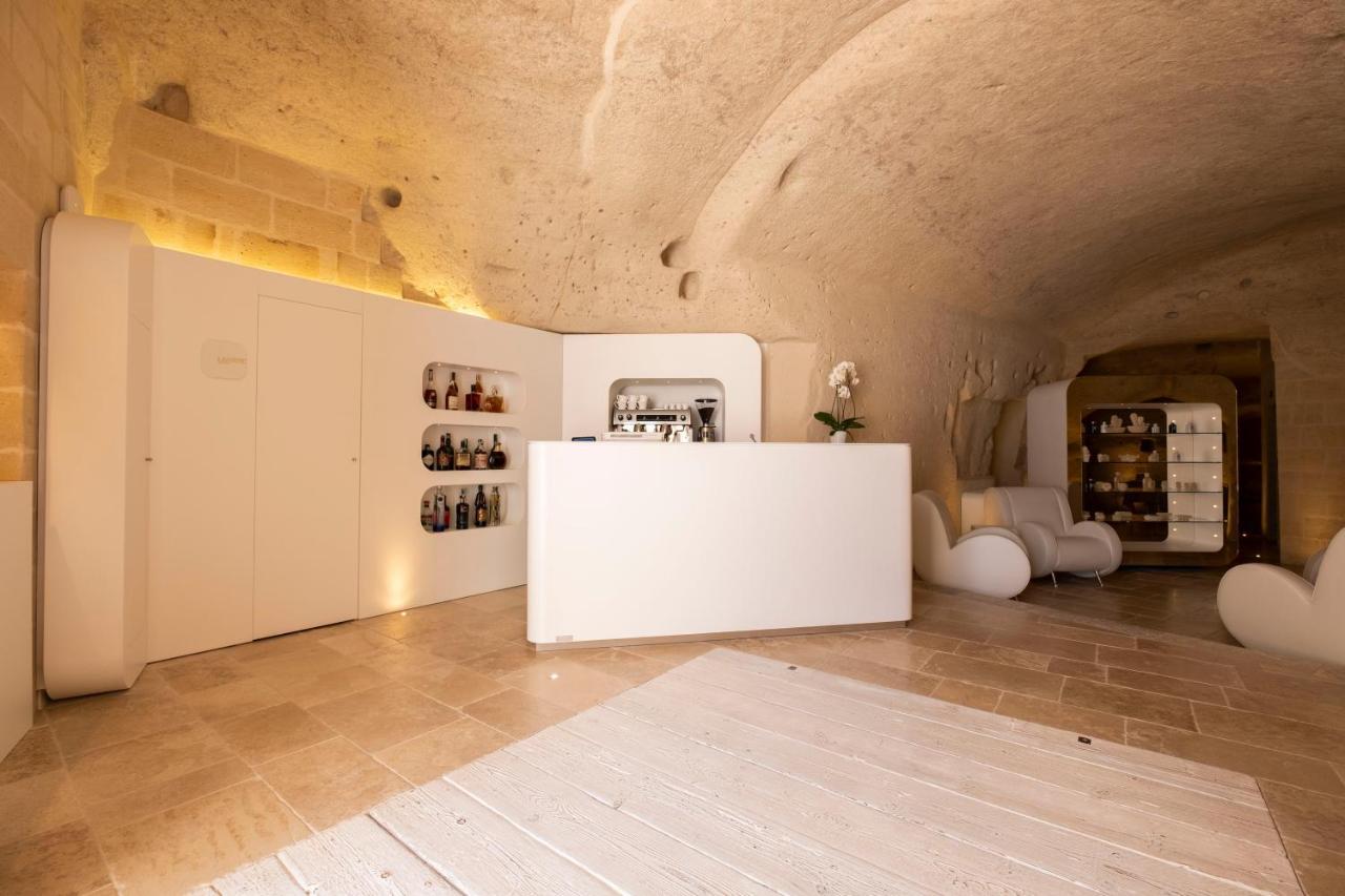 Aquatio Cave Luxury Hotel & Spa Matera Exterior photo The reception area